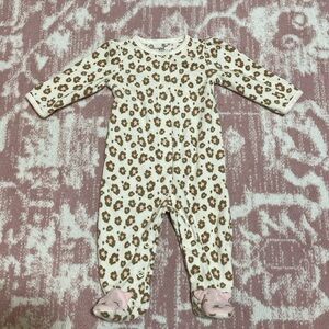 🧡 3 For $12 Bundle Sale 🧡Simple Joys by Carter’s Animal Print Footsies Pajamas